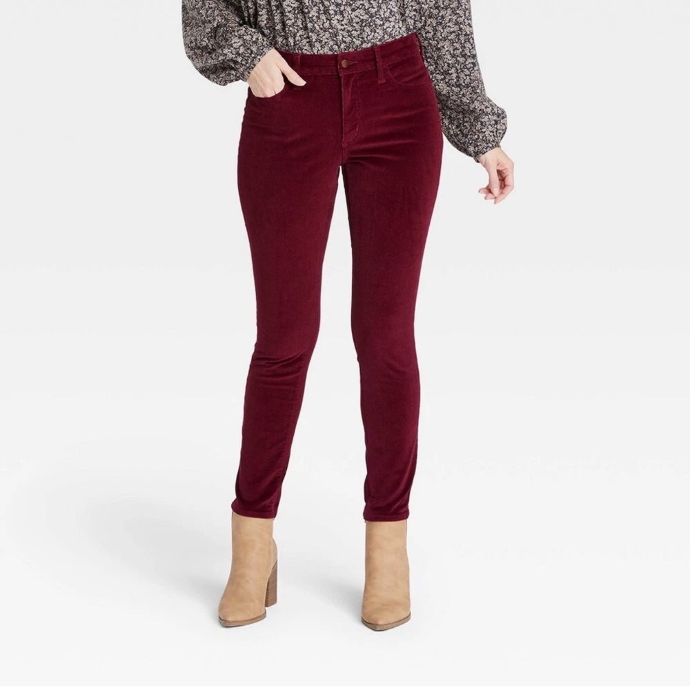 Universal Thread Burgundy Corduroy High Rise Skinny Jeans - Picture 3 of 10